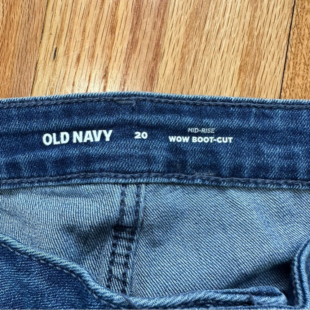 Old Navy WOW Mid Rise Bootcut Jean Medium Wash Sz 20 Regular - Picture 5 of 11